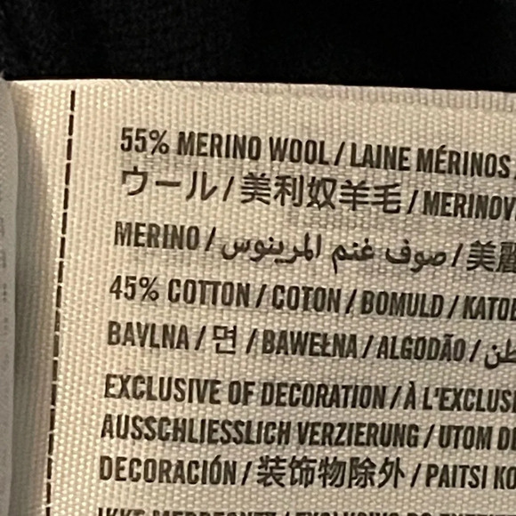 Abercrombie & Fitch Wool Blend V Neck Dark Blue Pull Over Sweater Size Medium - Picture 8 of 9